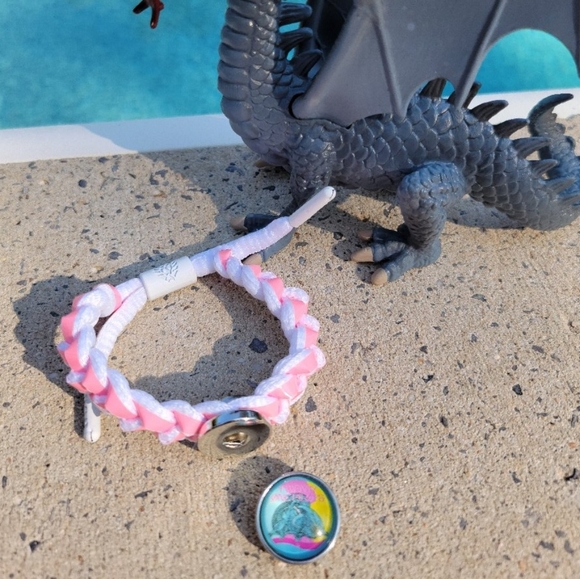 Handmade Twenty One Pilots Scaled Icy Trash Snap Charm Bracelet - Picture 2 of 6